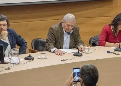 Carlos Ruiz aborda las transformaciones e incertidumbres del trabajo en foro del CEP